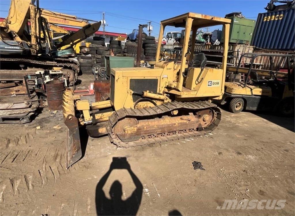 CAT D3B Z Bulldozer