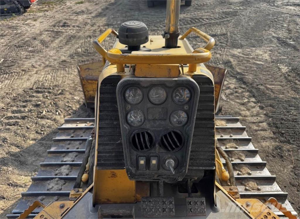 CAT D3G XL Bulldozer