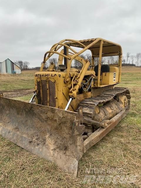 CAT D4D Bulldozer