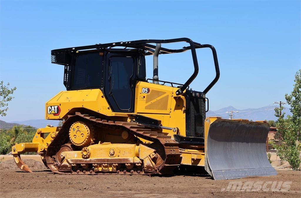CAT D5 XL Bulldozer