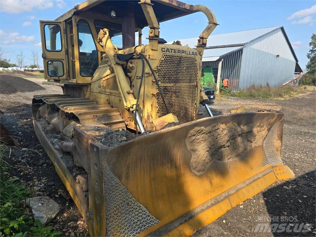 CAT D8H Bulldozer