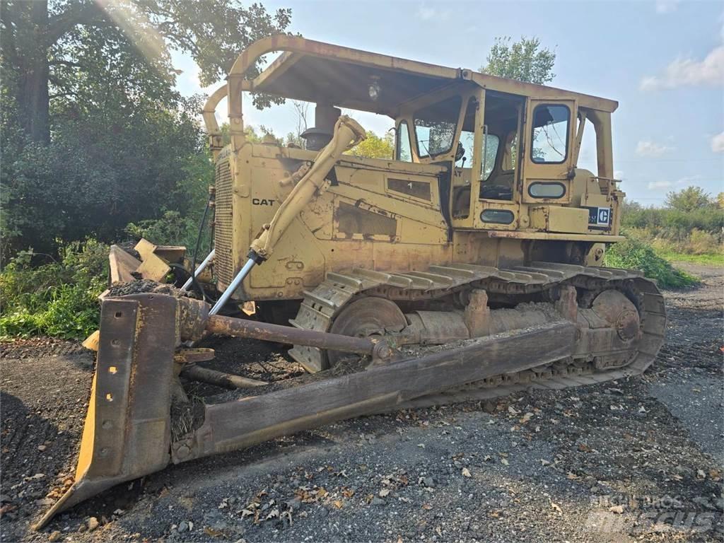 CAT D8H Bulldozer