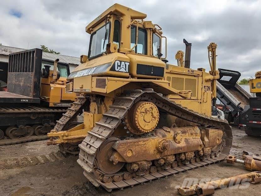 CAT D8N Bulldozer