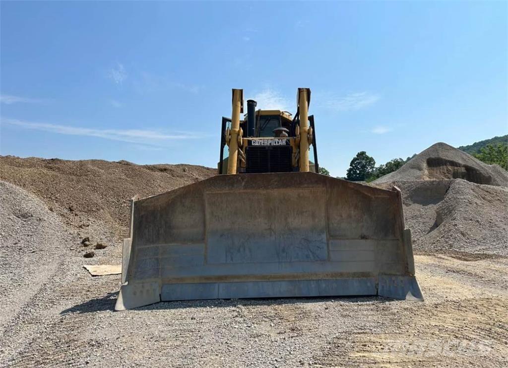 CAT D8N Bulldozer