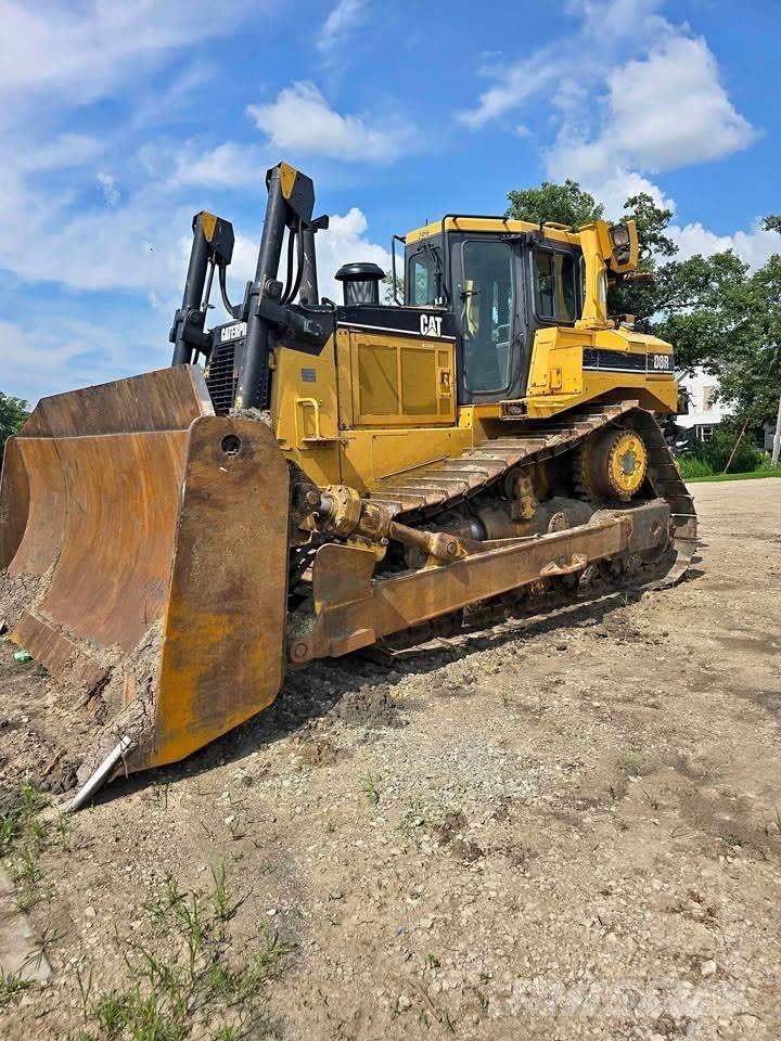 CAT D8R Bulldozer
