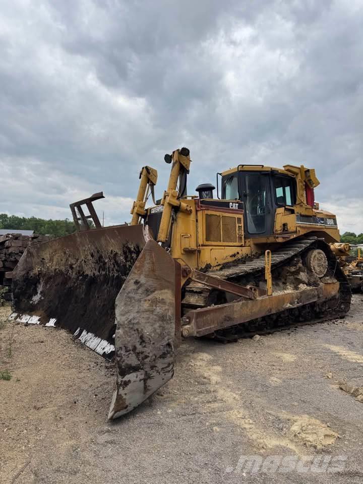 CAT D8R Bulldozer