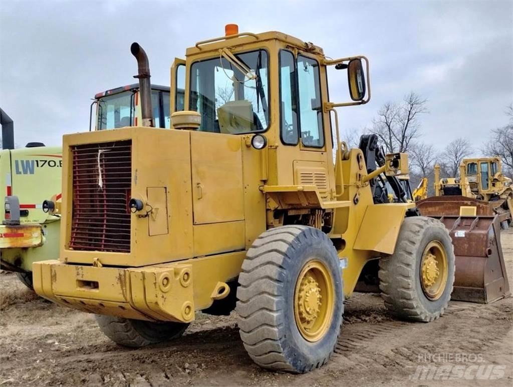 CAT IT18B Radlader