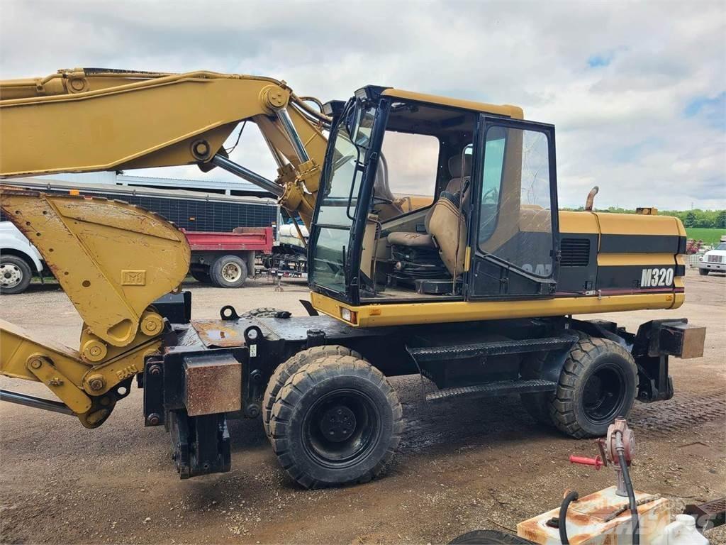 CAT M320 Mobilbagger