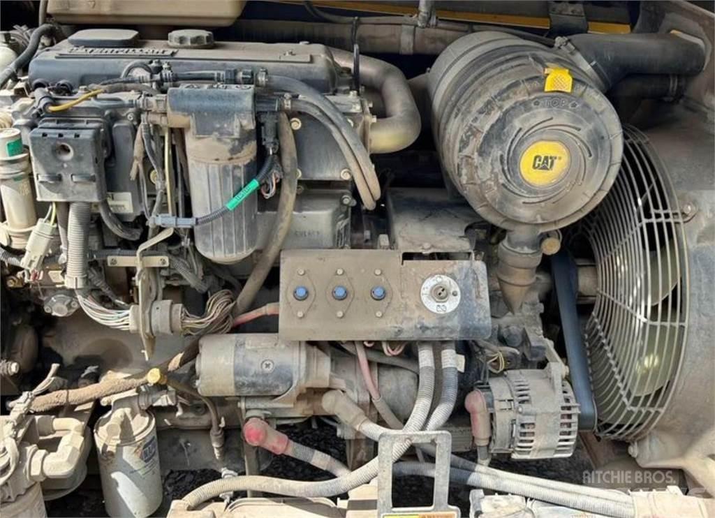 CAT TH460B Teleskoplader