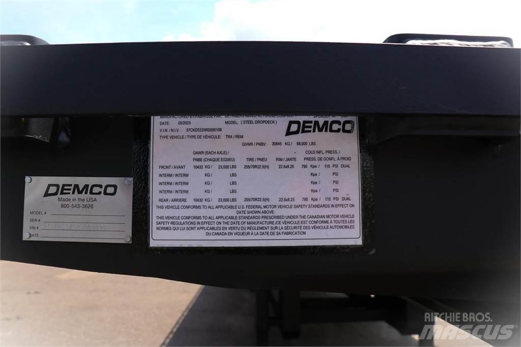 Demco  Pritschenauflieger