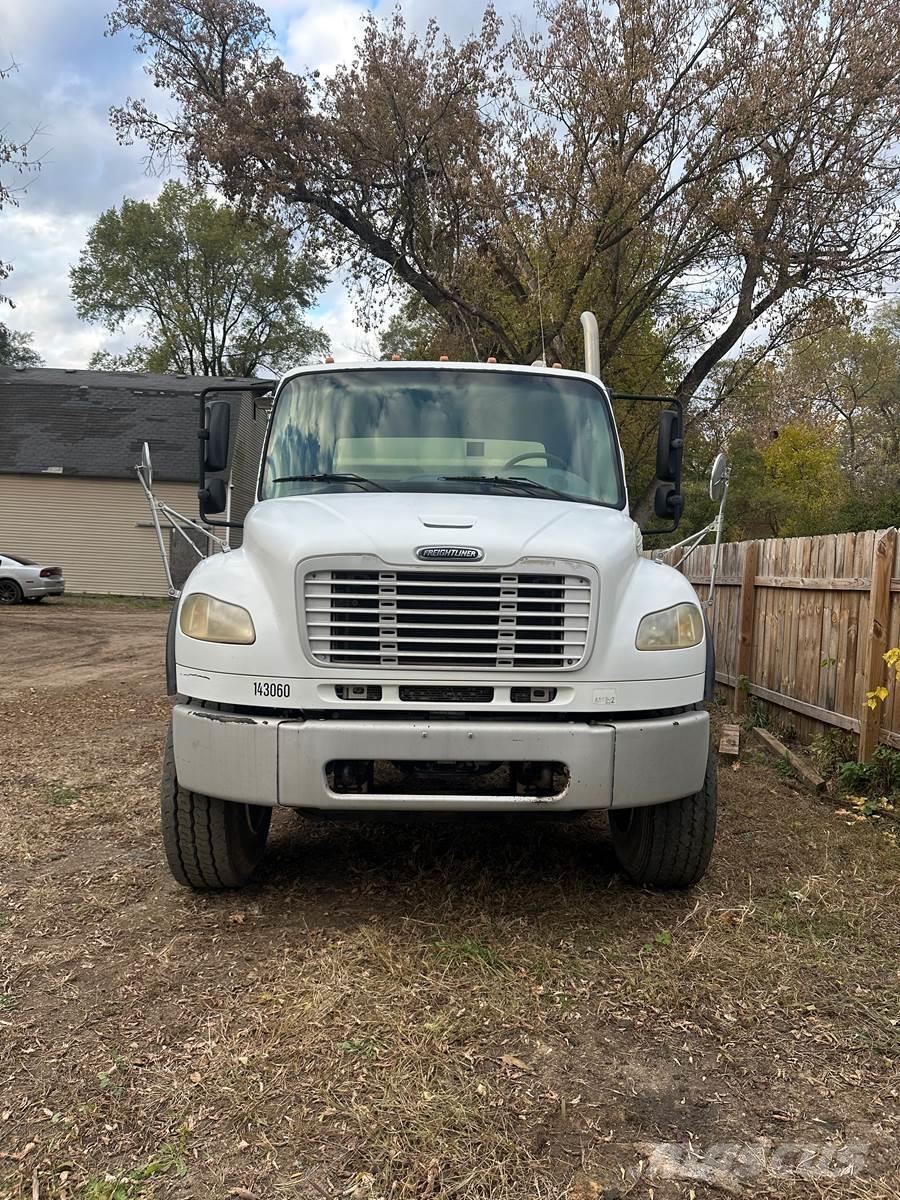 Finn T330 Futterverteilwagen