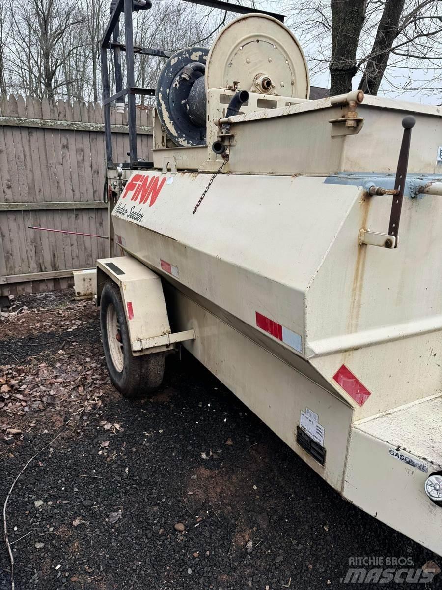Finn T60T Futterverteilwagen