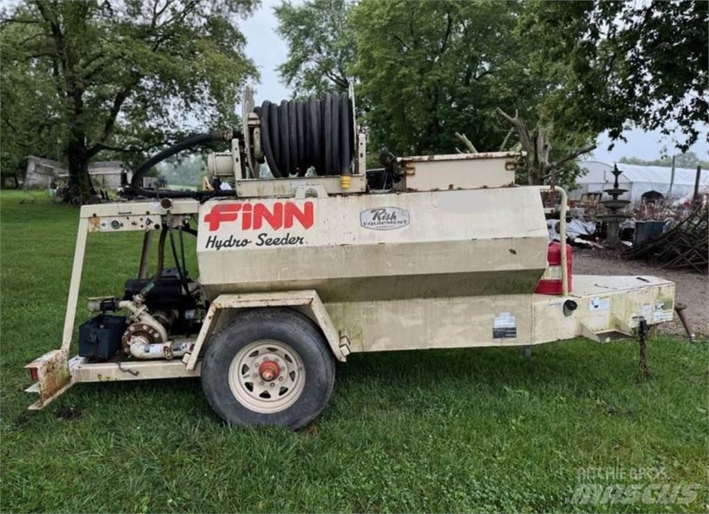 Finn T60T Futterverteilwagen