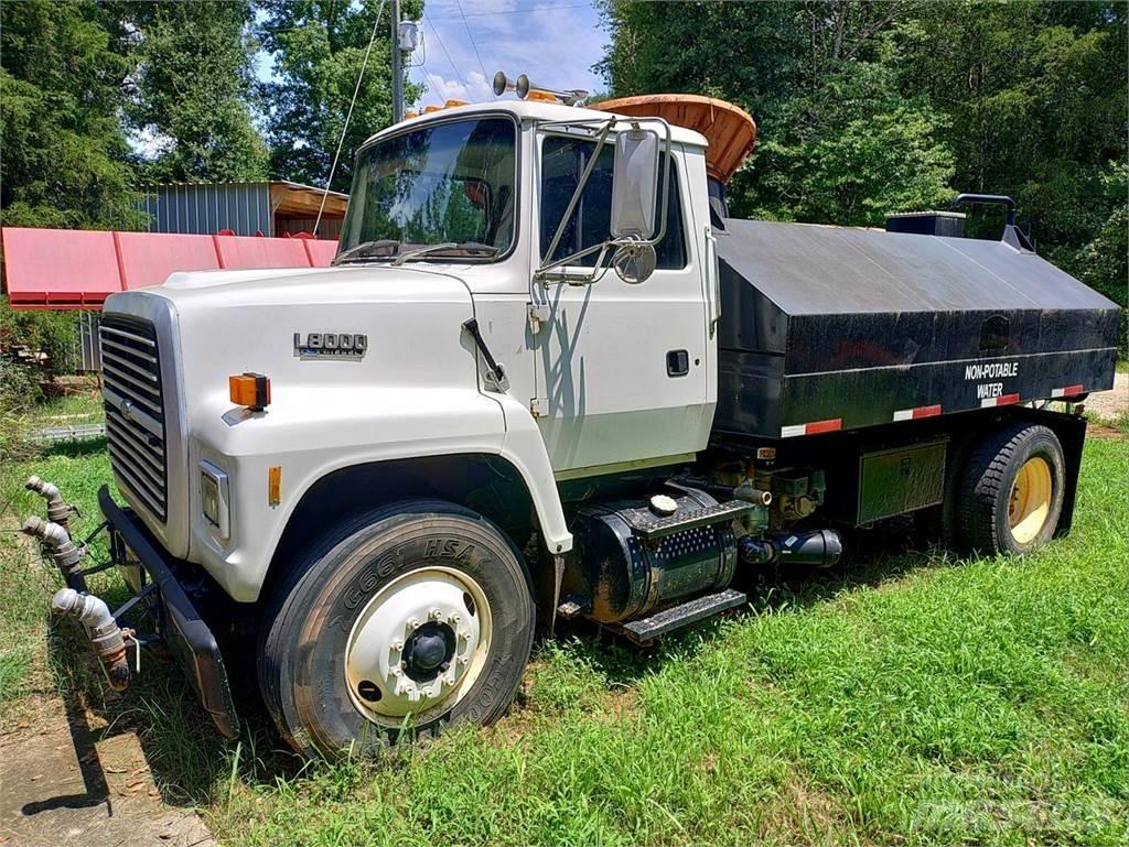 Ford 8000 Tankwagen