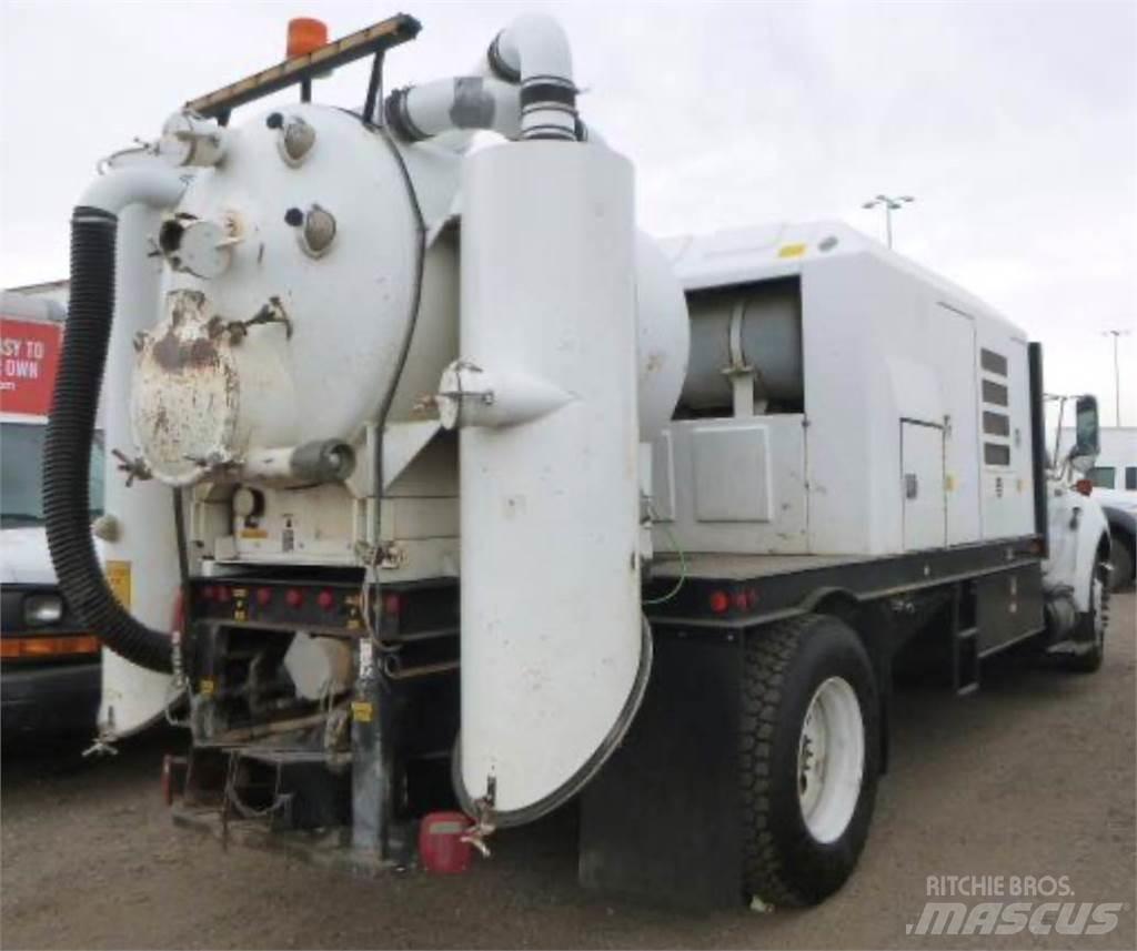 Ford F-650 Saug- und Druckwagen