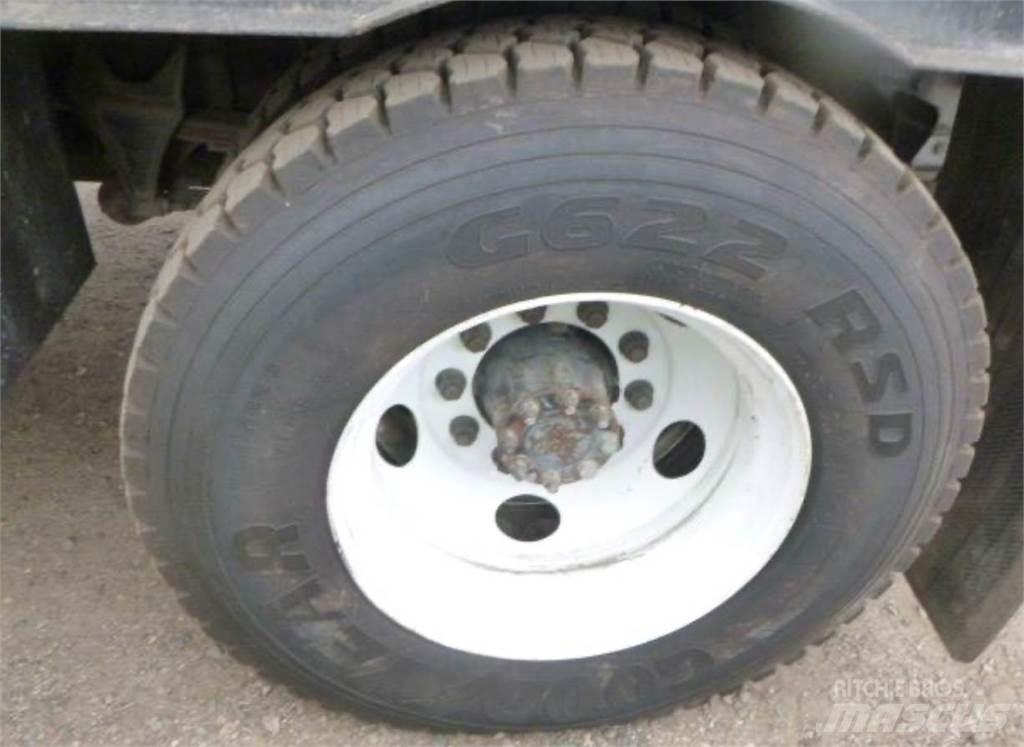 Ford F-650 Saug- und Druckwagen