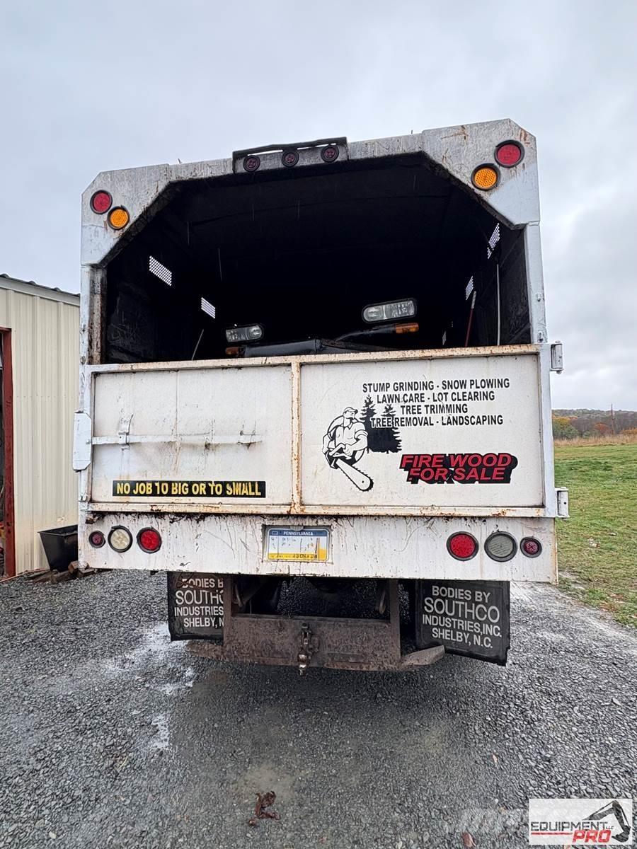 Ford F-650 Kleinholztransporter