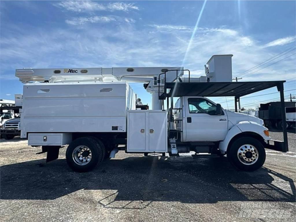 Ford F-750 LKW-Arbeitsbühnen