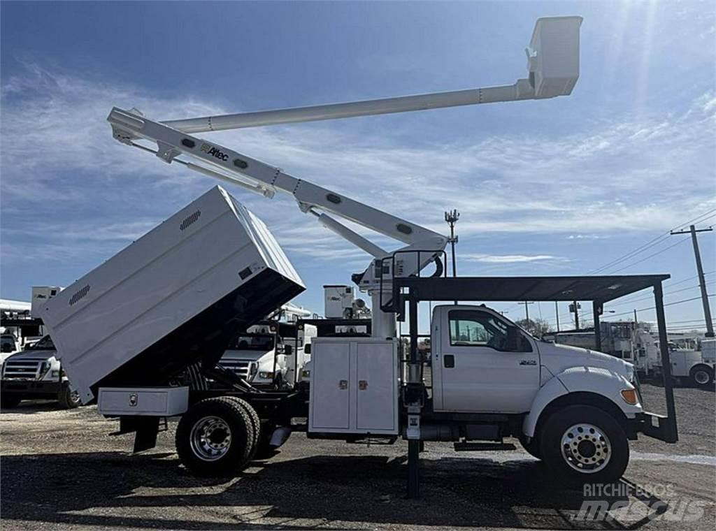 Ford F-750 LKW-Arbeitsbühnen