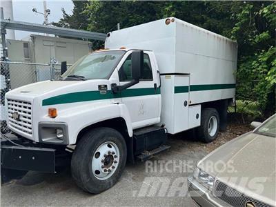 GMC C7500 Kleinholztransporter