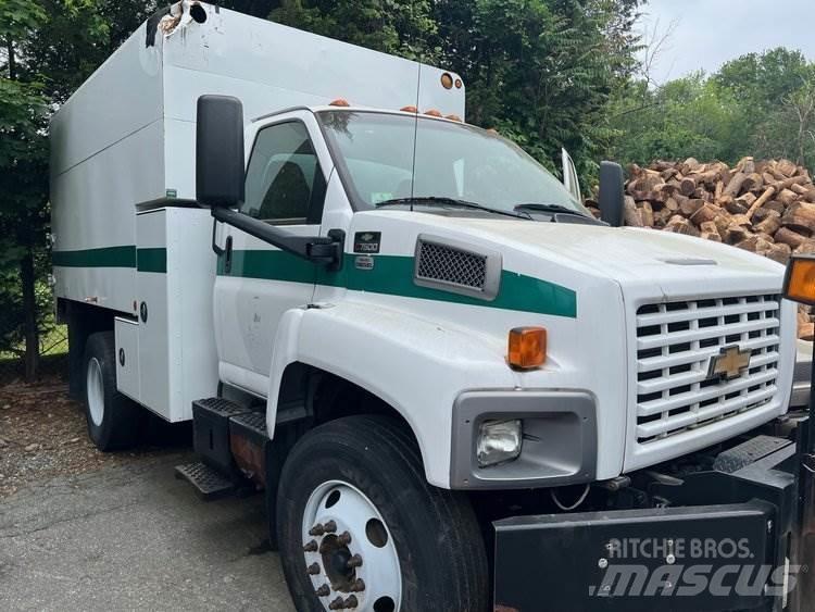 GMC C7500 Kleinholztransporter