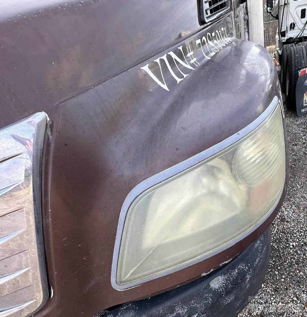 Hino 238 Transport Sonstige