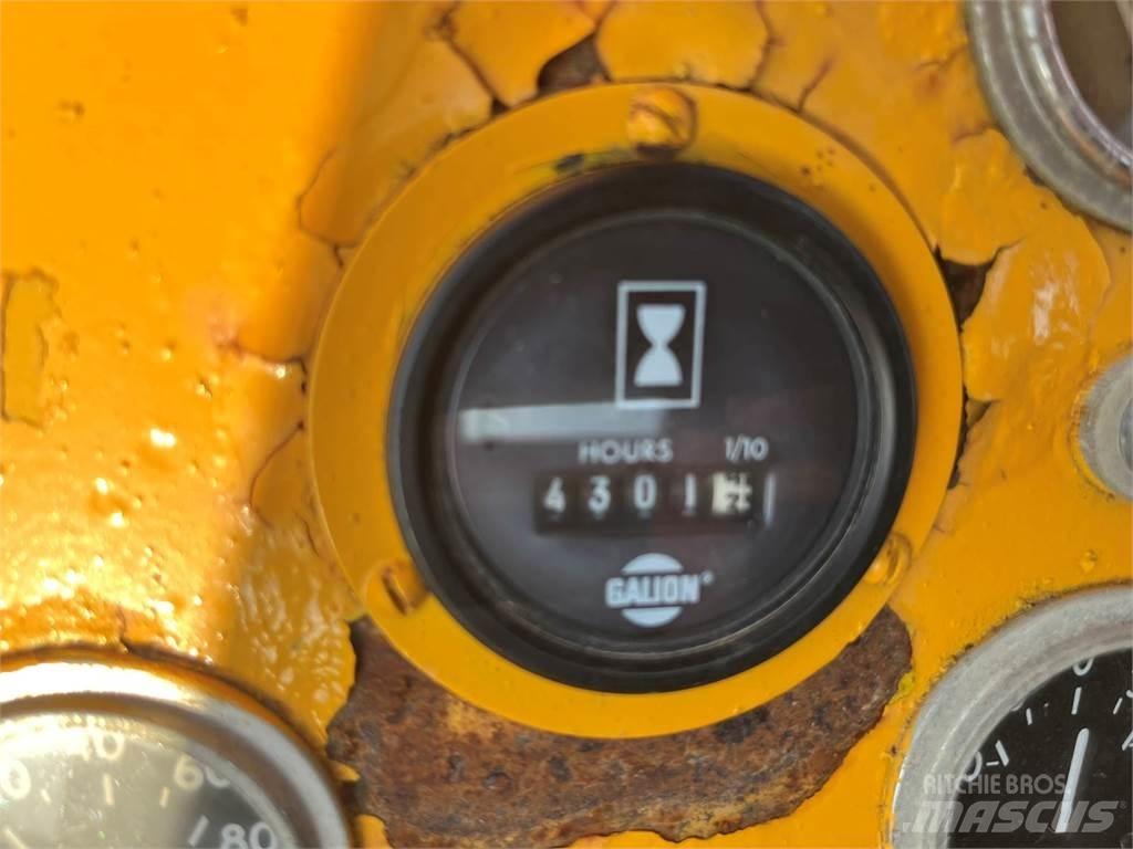 Huber 10D Grader