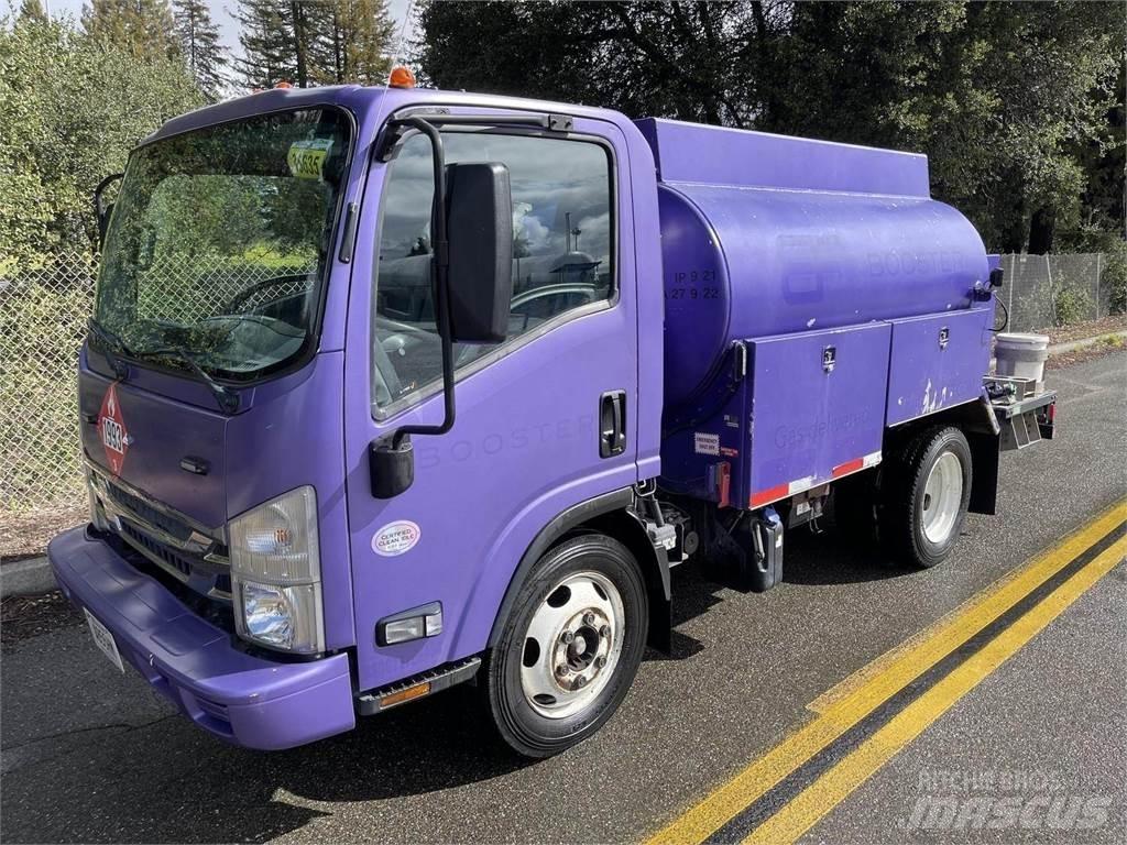 Isuzu NPR Tankwagen