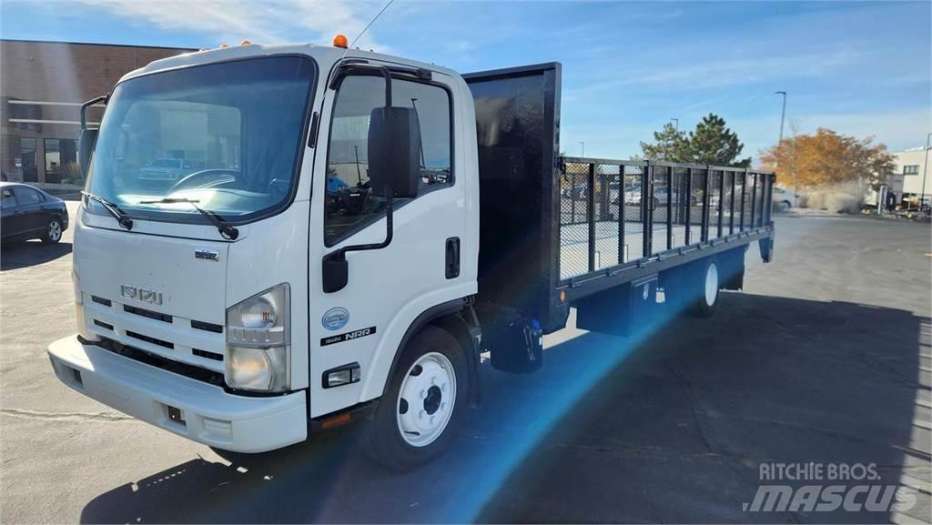 Isuzu NRR Tiertransporter