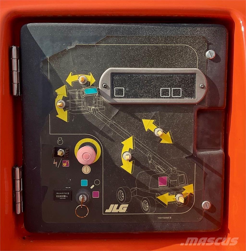 JLG 400S Teleskopbühnen