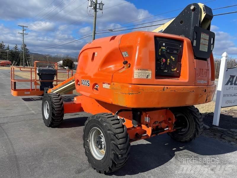 JLG 400S Teleskopbühnen