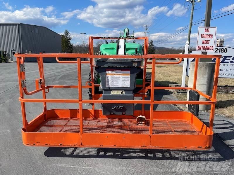 JLG 400S Teleskopbühnen