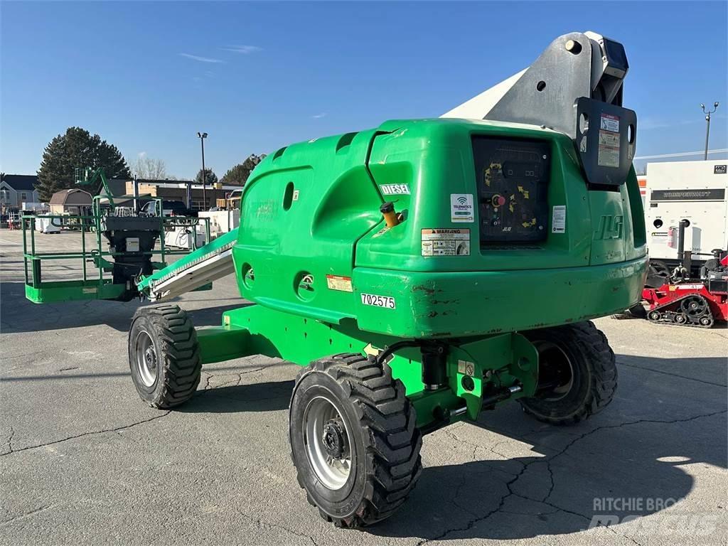 JLG 400S Teleskopbühnen