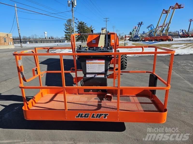 JLG 600S Teleskopbühnen