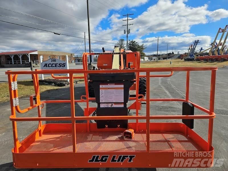 JLG 600S Teleskopbühnen