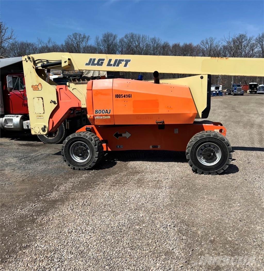JLG 800 AJ Personenaufzüge