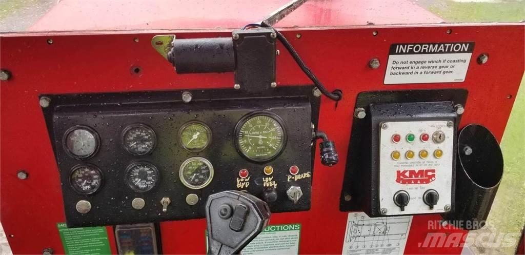 KMC 2500 Stammholzschlepper