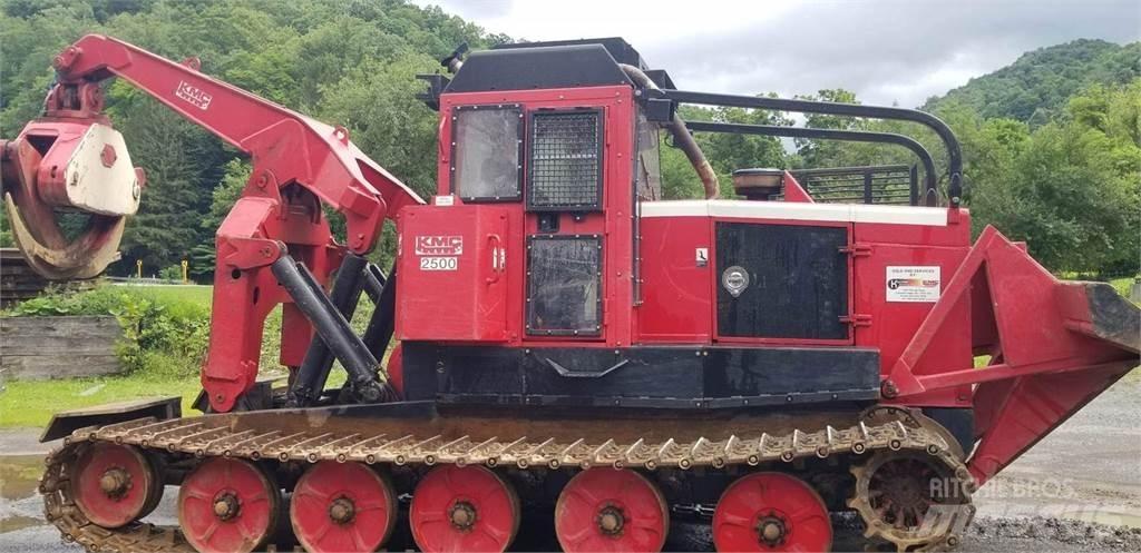 KMC 2500 Stammholzschlepper
