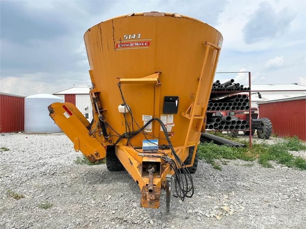 Kuhn 5143 Futtermischwagen