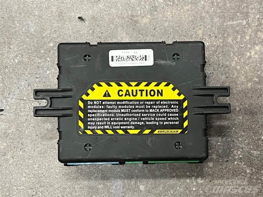 Mack  Elektronik