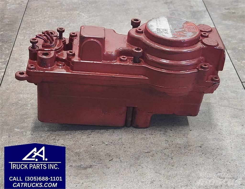 Mack MP7 Transport Sonstige