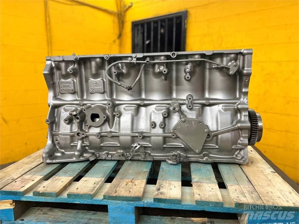 Mack MP7 Transport Sonstige