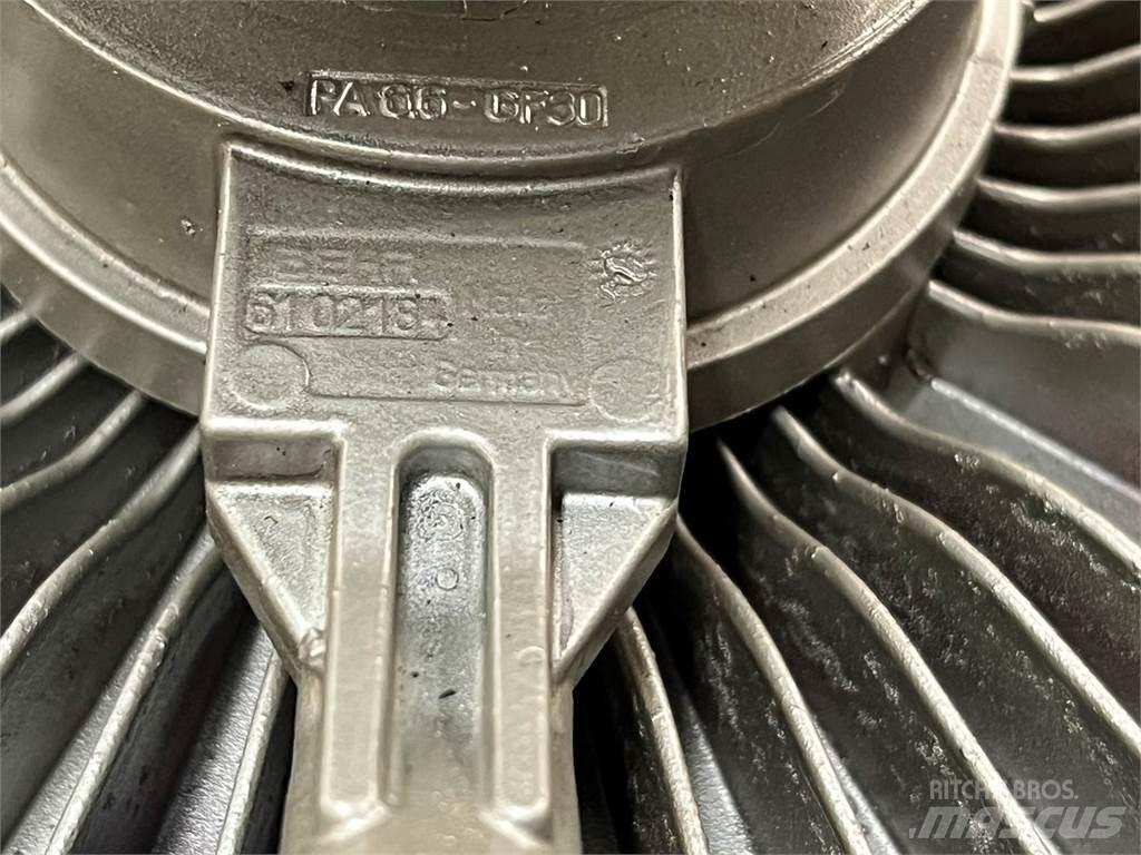 Mack MP7 Transport Sonstige