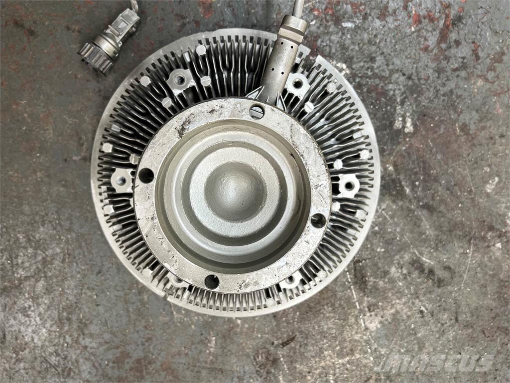 Mack MP7 Transport Sonstige