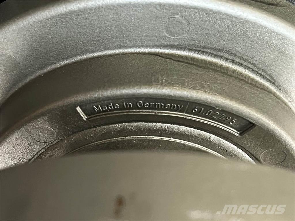 Mack MP7 Transport Sonstige