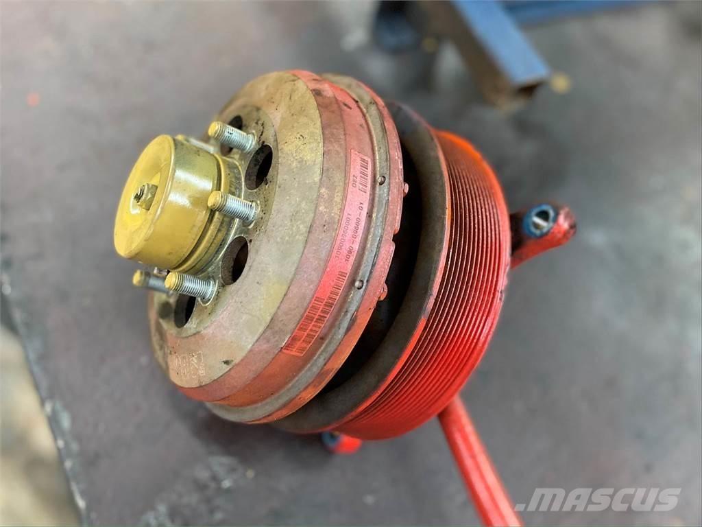 Mack MP8 Transport Sonstige