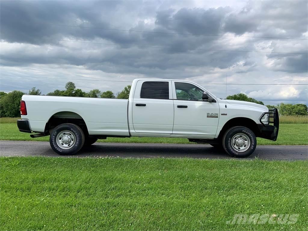 RAM 2500 Pickup/Pritschenwagen