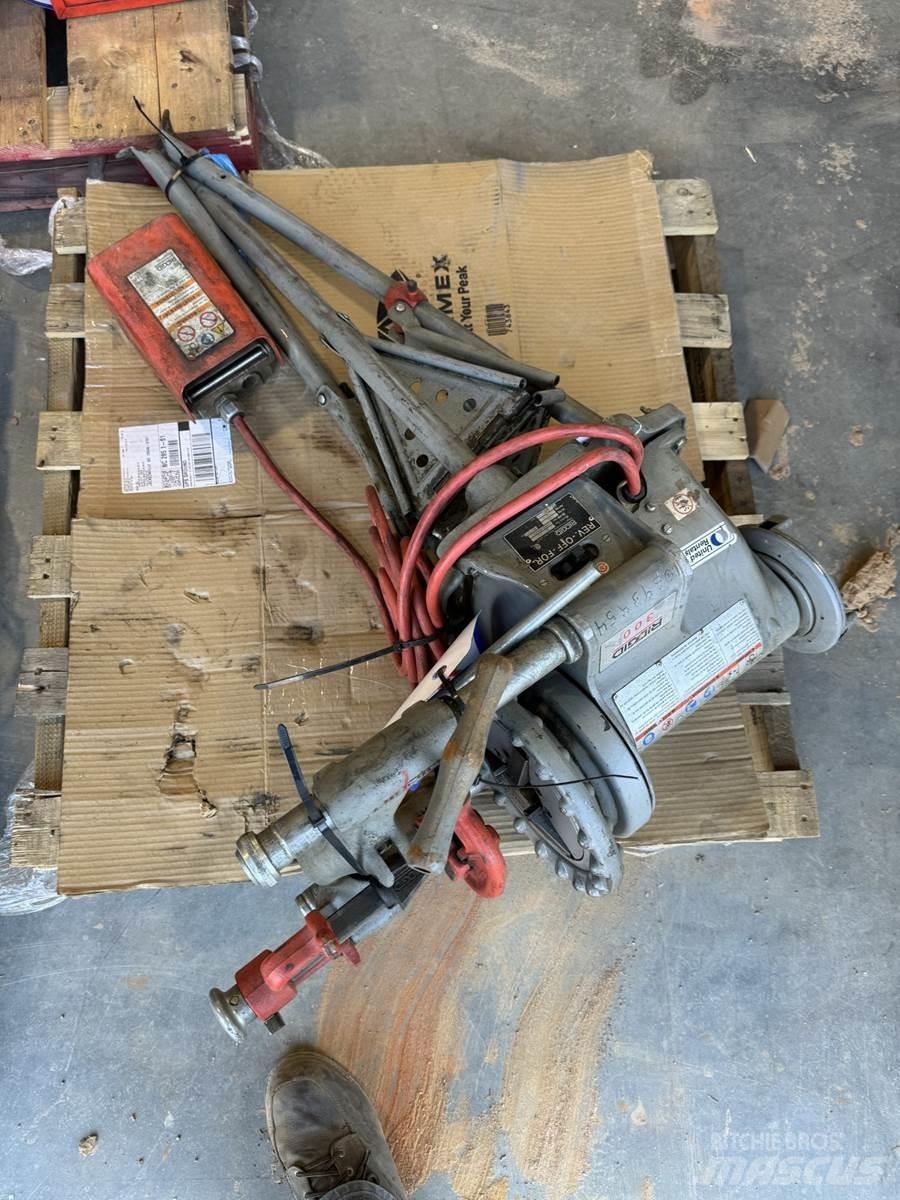  Ridgid 300 Rohrbiegemaschinen