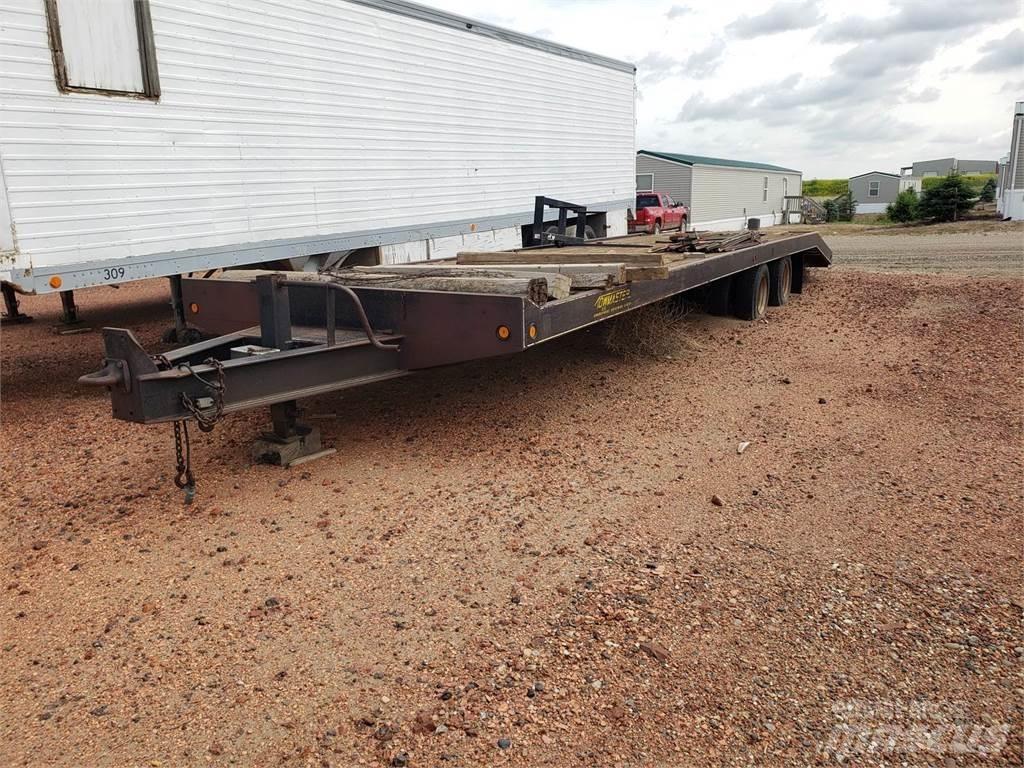 TOWMASTER  Maschinetransporter