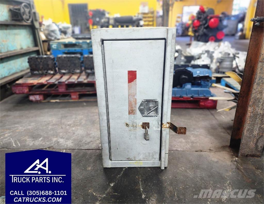  Unmarked Transport Sonstige